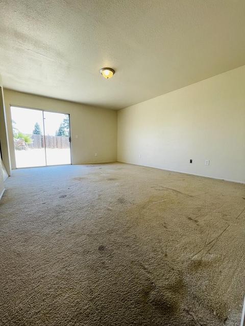 1835 E Seeger Ct, Visalia, CA 93292 photo 12