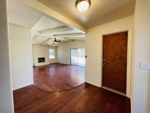 1835 E Seeger Ct, Visalia, CA 93292 photo 5