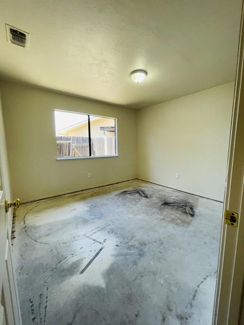 1835 E Seeger Ct, Visalia, CA 93292 photo 15