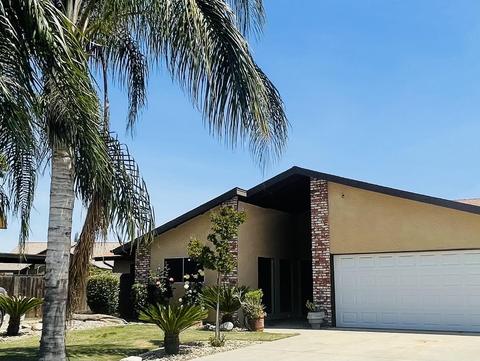1835 E Seeger Ct, Visalia, CA 93292 photo 2