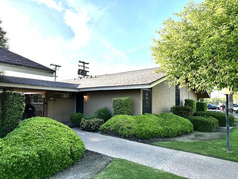 3761 N Fruit Ave #C, Fresno, CA 93705