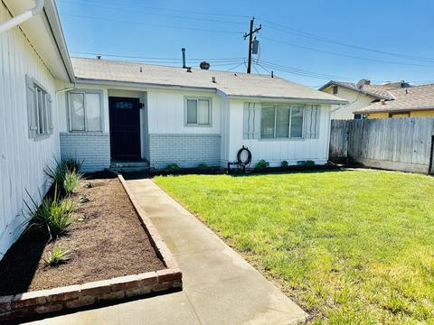 706 E Cedar St, Exeter, CA 93221 photo 2