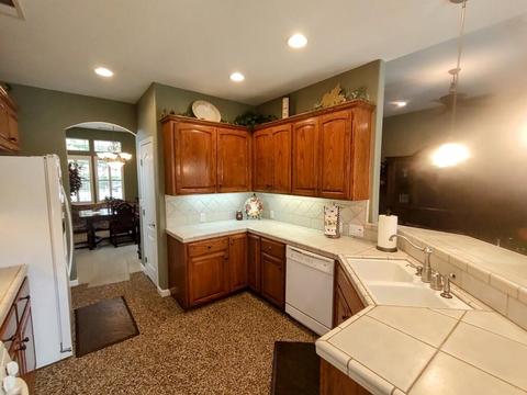 3533 E Howard Ave, Visalia, CA 93292 photo 13