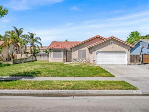 1125 E Cinnamon Dr, Lemoore, CA 93245 photo 1