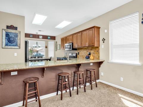 1125 E Cinnamon Dr, Lemoore, CA 93245 photo 8