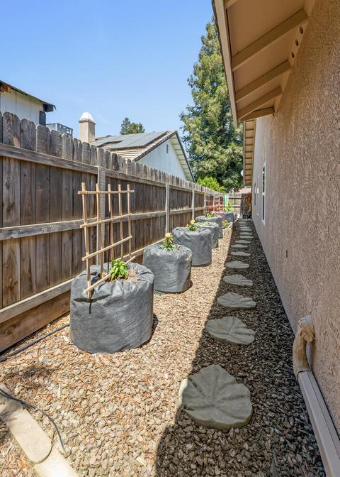 3907 E Feemster Ave, Visalia, CA 93292 photo 44