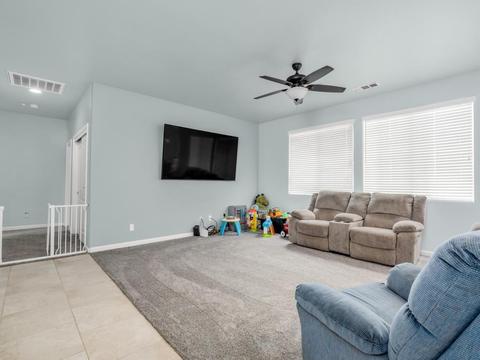 883 Legacy Dr, Lemoore, CA 93245 photo 5
