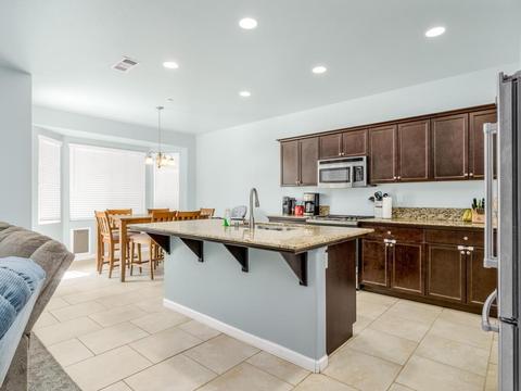 883 Legacy Dr, Lemoore, CA 93245 photo 6