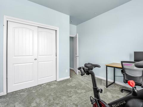 883 Legacy Dr, Lemoore, CA 93245 photo 12