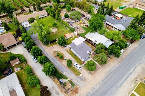 14863 Water Ave, Visalia, CA 93292