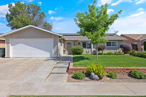 1228 W Westwood Dr, Hanford, CA 93230
