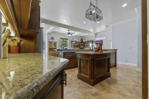 1647 N Corey Ct, Dinuba, CA 93618 photo 15