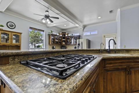 1647 N Corey Ct, Dinuba, CA 93618 photo 18