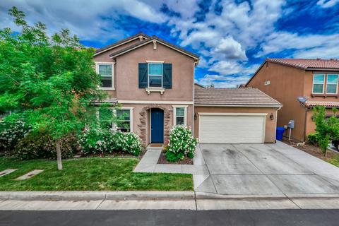 1782 W Burgundy Way, Hanford, CA 93230