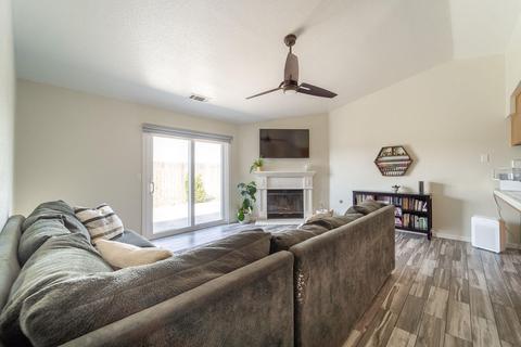 2575 Elsinore St, Tulare, CA 93274 photo 7