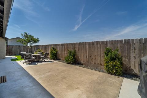 2575 Elsinore St, Tulare, CA 93274 photo 28
