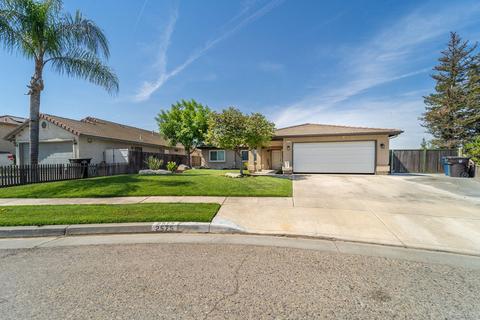 2575 Elsinore St, Tulare, CA 93274 photo 1
