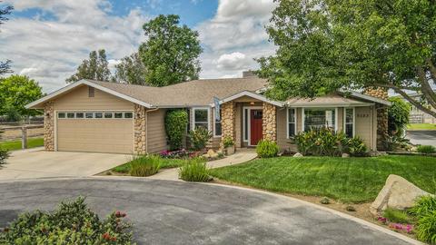 9383 Rio Vista Ave, Reedley, CA 93654