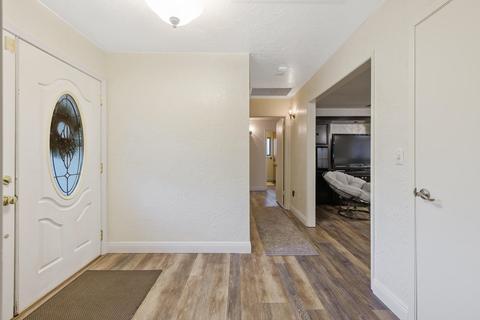 32281 River View Dr, Springville, CA 93265 photo 4