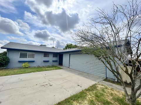 3117 E Laurel Ave, Visalia, CA 93292 photo 2