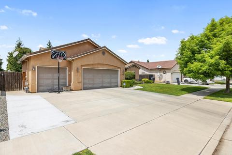 2535 N Sallee St, Visalia, CA 93291