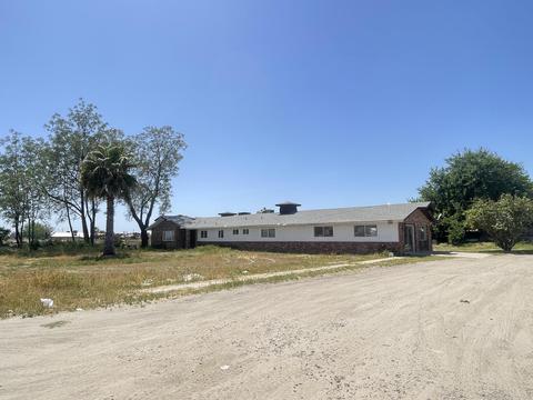 5719 S Cedar Ave, Fresno, CA 93725
