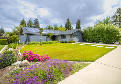 813 W Vine St, Exeter, CA 93221 photo 3