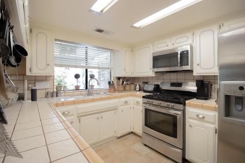 813 W Vine St, Exeter, CA 93221 photo 15