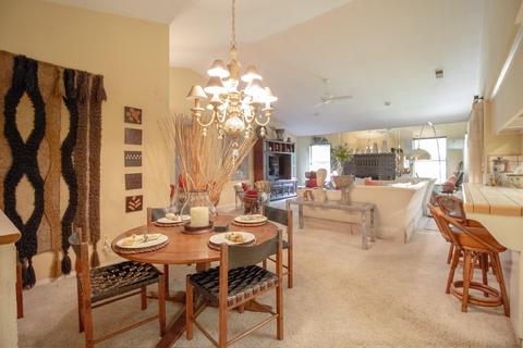 813 W Vine St, Exeter, CA 93221 photo 9