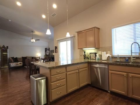 1043 Sorrel Ave, Lemoore, CA 93245 photo 10