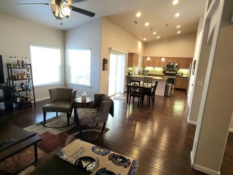 1043 Sorrel Ave, Lemoore, CA 93245 photo 5