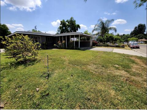 340 N Conley St, Porterville, CA 93257