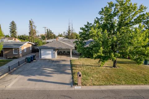 1719 E Academy Ave, Tulare, CA 93274 photo 5