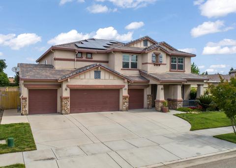 2944 W Ceres Ave, Visalia, CA 93291