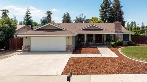 1289 N Gem St, Tulare, CA 93274