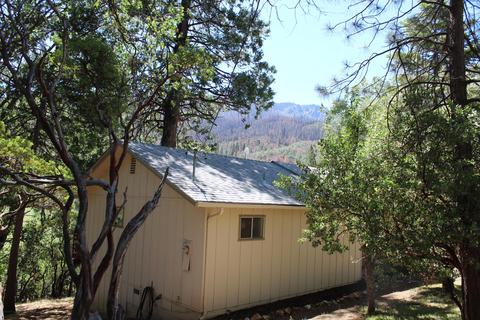 282 Goodan Ct, Springville, CA 93265 photo 10