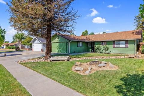 1910 Holliday St, Tulare, CA 93274