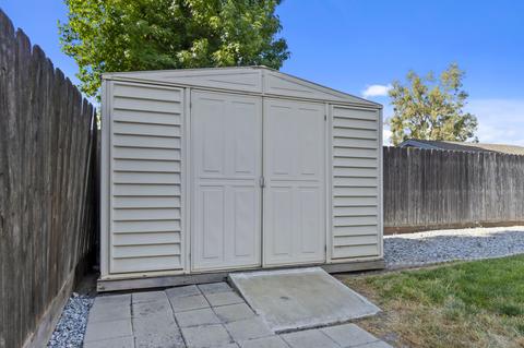 1817 E Harter Ct, Visalia, CA 93292 photo 28
