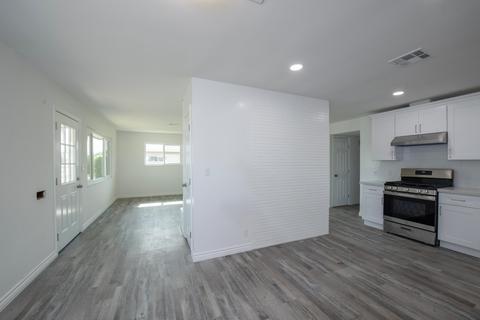 740 E Harvard Ave, Dinuba, CA 93618 photo 16