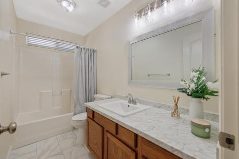 213 E Wren Ave, Visalia, CA 93291 photo 22
