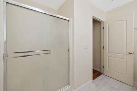 213 E Wren Ave, Visalia, CA 93291 photo 31