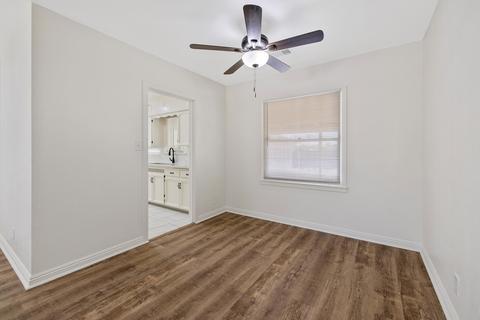 801 E Laurel Ave, Visalia, CA 93292 photo 10