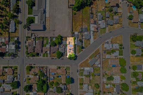 801 E Laurel Ave, Visalia, CA 93292 photo 25