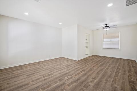 801 E Laurel Ave, Visalia, CA 93292 photo 7