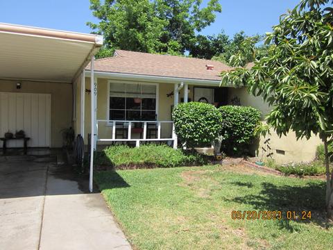 909 S Burke, Visalia, CA 93292