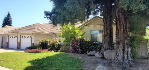 2371 W Orange Ave, Porterville, CA 93257