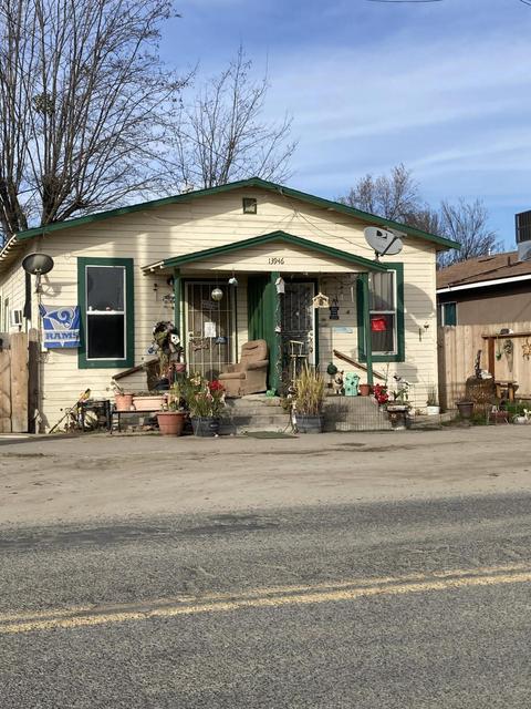 13946 Front St, Armona, CA 93202