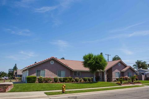 1880 E Ash Ave, Tulare, CA 93274