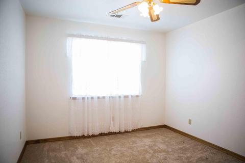1880 E Ash Ave, Tulare, CA 93274 photo 14
