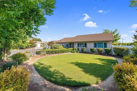 325 E Marinette Ave, Exeter, CA 93221 photo 68